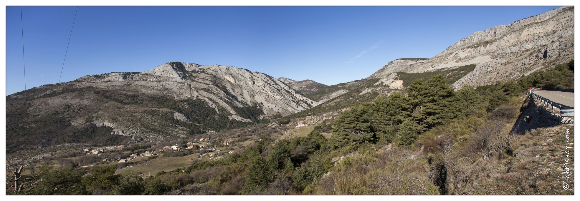 20140222-20_6886-RN85_Escragnolles__pano.jpg