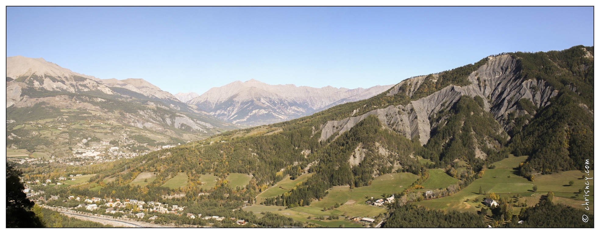 20061012-1042_3933-chaine_chapeau_de_gendarme_pano.jpg