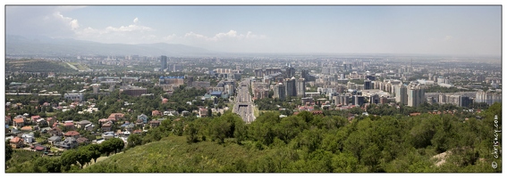 20140623-009 2164-Almaty vu de Kok Tobe  pano