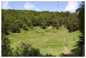 20070529-23 2773-Puy de Montchal cratere pano w