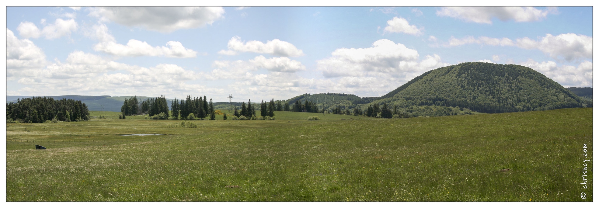 20070529-37_2856-Montcineyre_depuis_bourdouze_pano_w.jpg