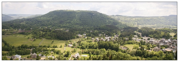 20070603-19 3934-vue du Chateau de Murol pano w