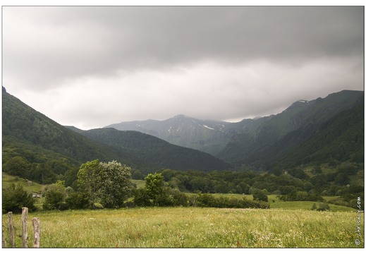 20070603-37 4043-massif du sancy autour de chambon w
