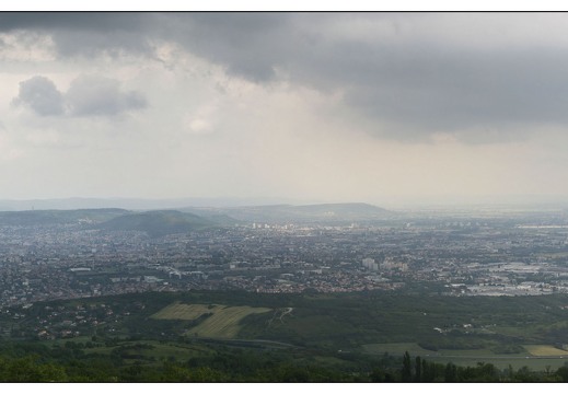 20070604-4289-Clermont Vue du plateau de Gergovie  pano2 w
