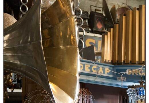 20080929-32 6711-Lescar artiste collectionneur