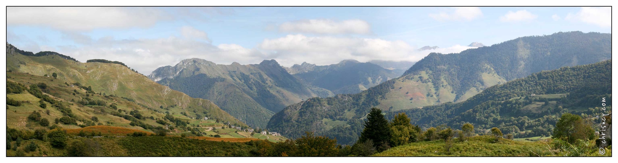 20081001-05_7096-Cirque_de_Lescun_pano.jpg