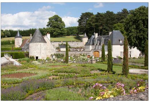 20090611-02 2343-Chateau et jardin de la Chatonniere
