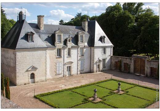 20090611-06 2509-Chateau et jardin de la Chatonniere