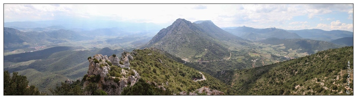 20100612-18 3656-Les Corbieres Le Grau de Maury pano