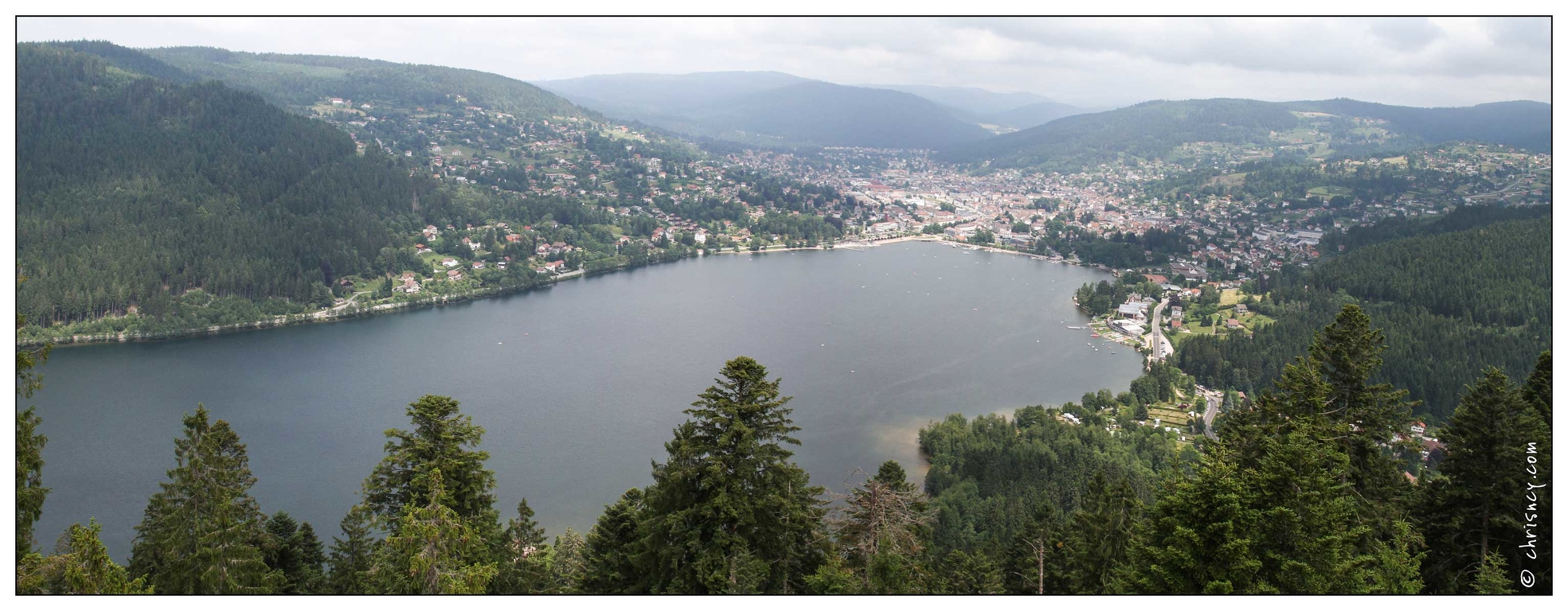 20100704-01_4883-Gerardmer_pano.jpg