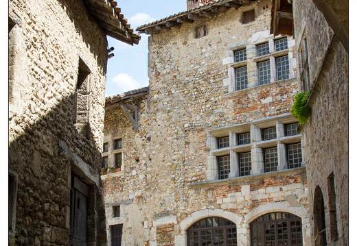 20100815-6728-Perouges