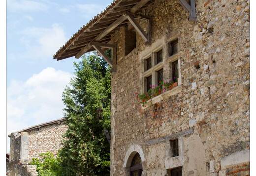 20100815-6730-Perouges