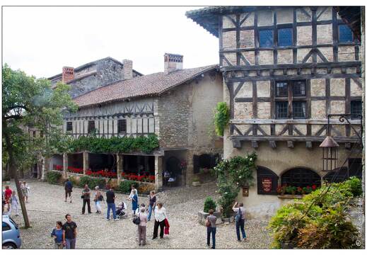 20100815-6771-Perouges