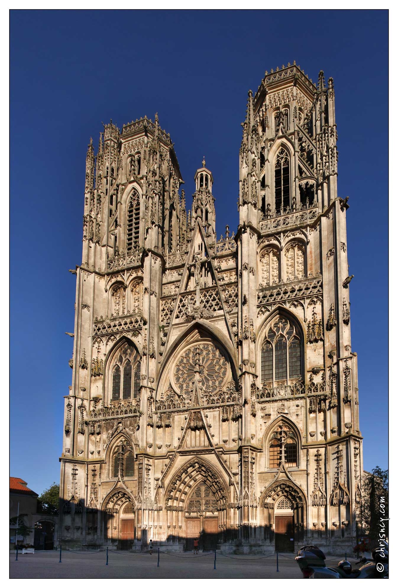 20100821-7406-Cathedrale_Toul_pano.jpg