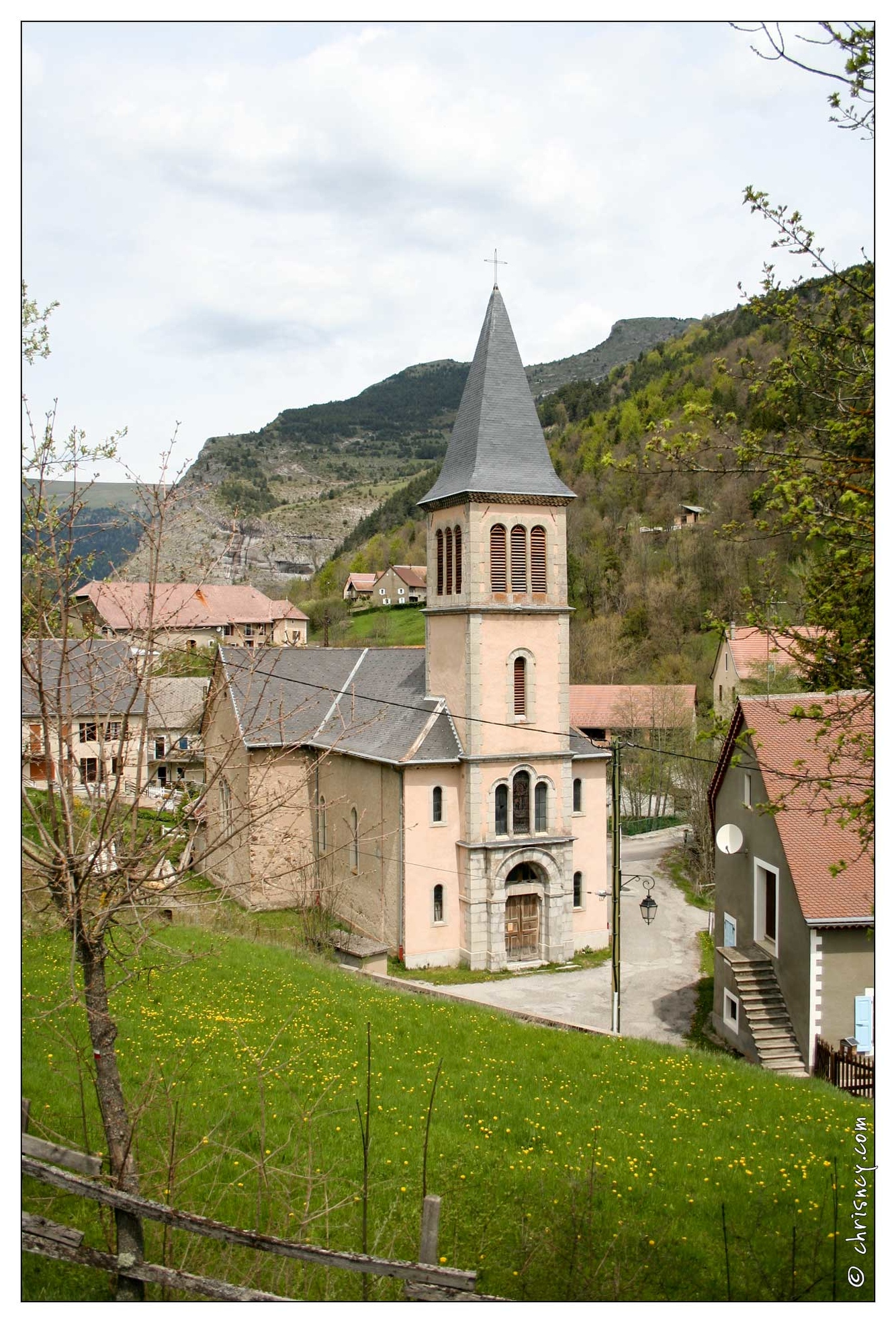 20060512-21_2228-la_mere_eglise.jpg