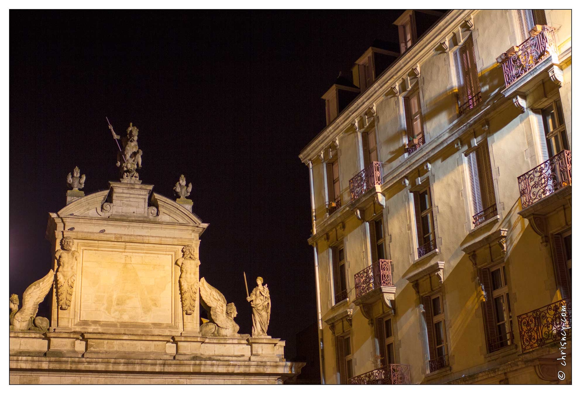 20110305-3046-Nancy_nuit.jpg