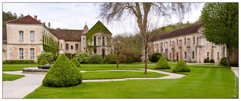 20120509-31 0815-Abbaye Fontenay  pano