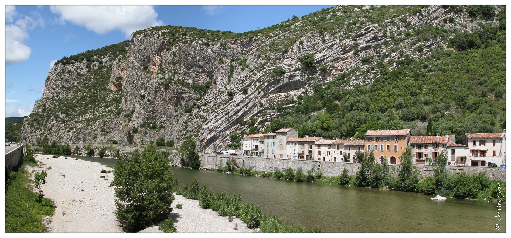 20120612-03_3532-Anduze_pano.jpg