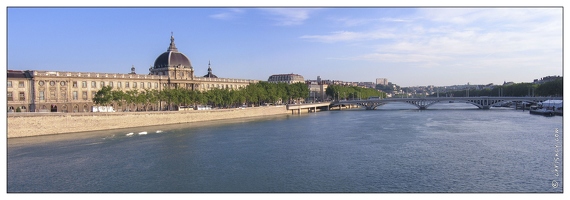 20050711-4751-lyon les quais  pano