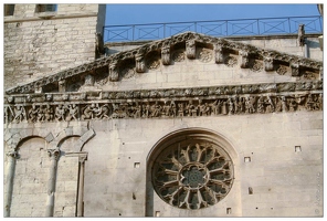 20020513-0076-Nimes Cathedrale