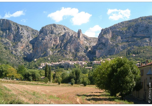 20020818-0210-Moustiers Sainte Marie