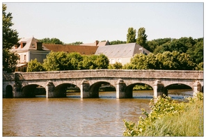 19980600-0013-Chenonceaux pont sur le Cosson