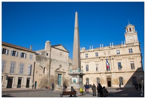 20160121-45 6502-Arles Place de la republique Obelisque