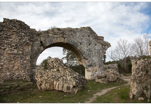 Aqueduc Romain et Chapelle St Gabriel