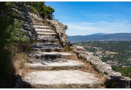 20160620-25 0405-Saignon escaliers
