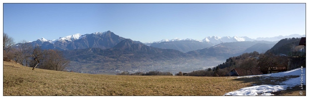 15-20170215-35 6965-Mont Saxonnex vue sur la vallee de l'Arve pano