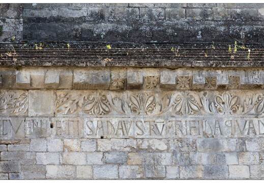 20170517-30 0137-Vaison la Romaine