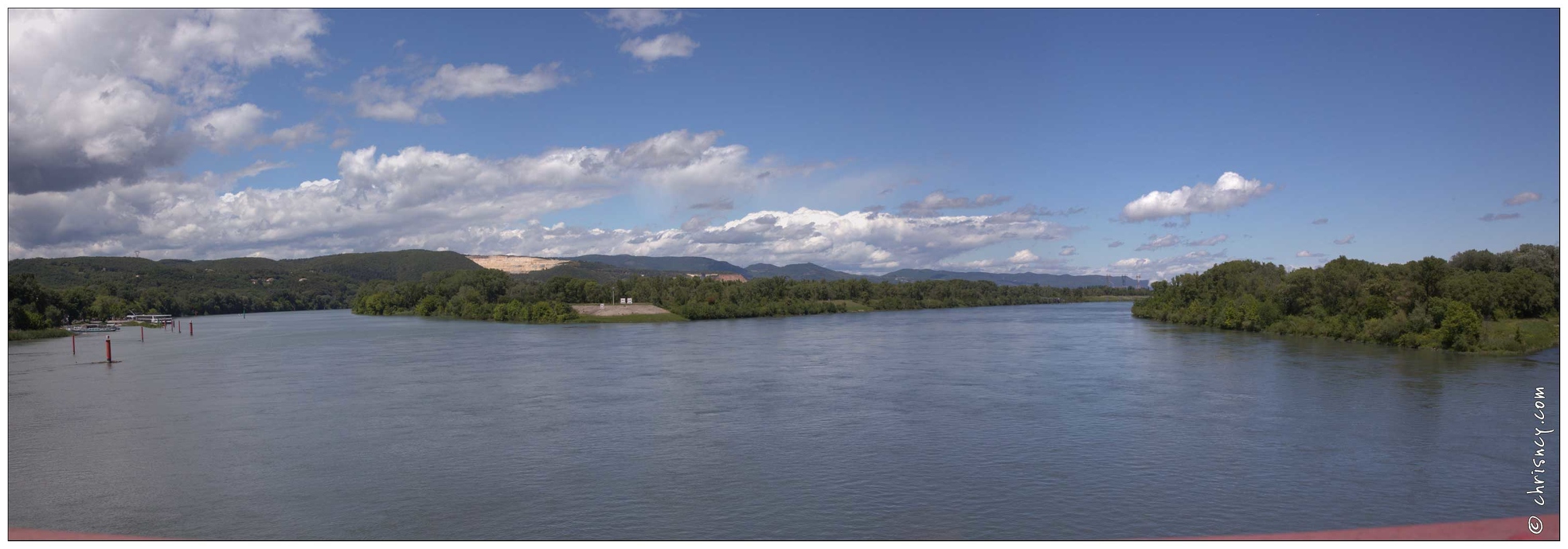 20170519-14 0256-Viviers Pont sur le Rhone pano - 20170519-14_0256-Viviers_Pont_sur_le_Rhone_pano.jpg 20170519-14_0256-Viviers_Pont_sur_le_Rhone_pano.jpg