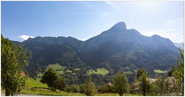 20170817-01 4497-Petit Bornand vue sur Rochers de Leschaux pano