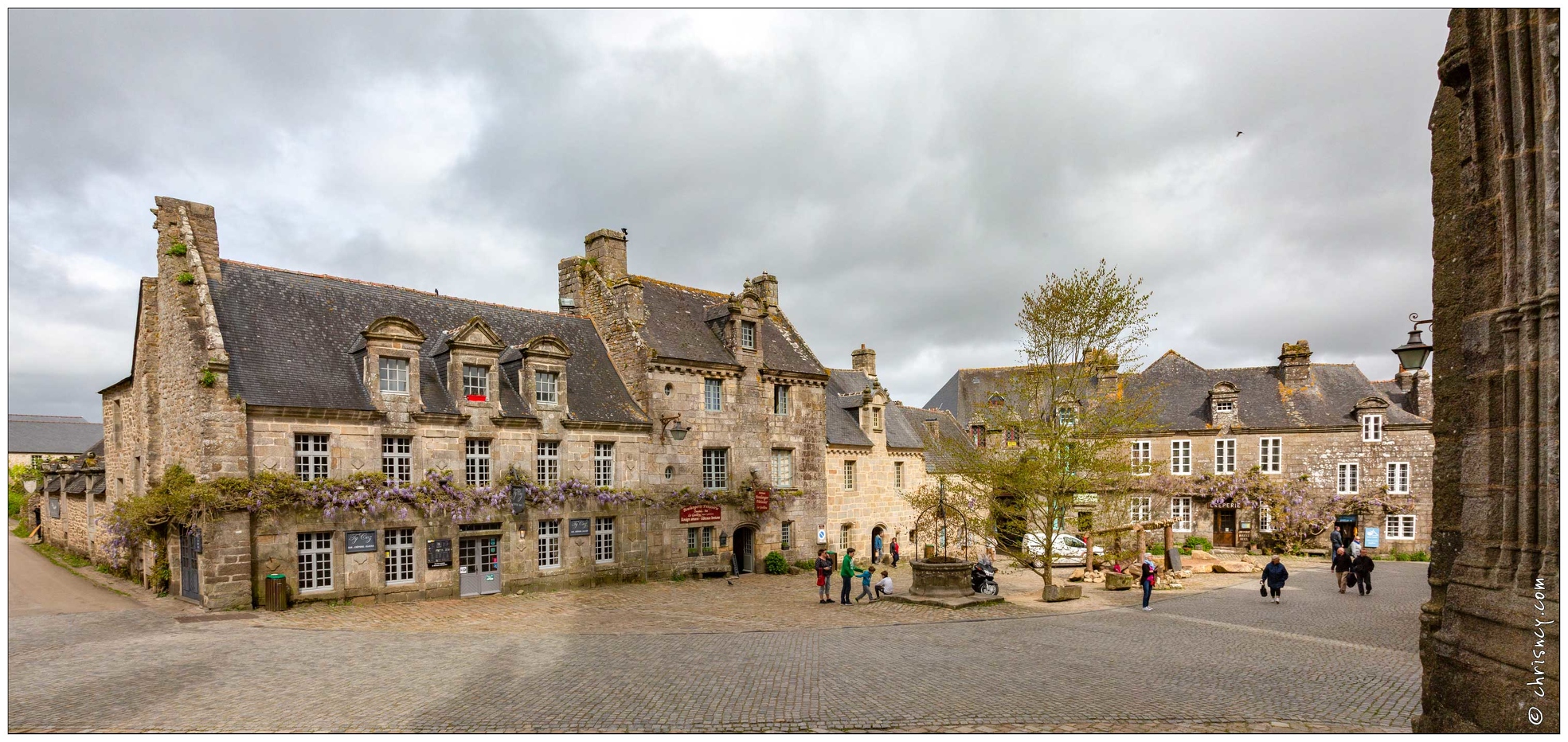 20180509-012 7664-Locronan pano - 20180509-012_7664-Locronan_pano.jpg 20180509-012_7664-Locronan_pano.jpg