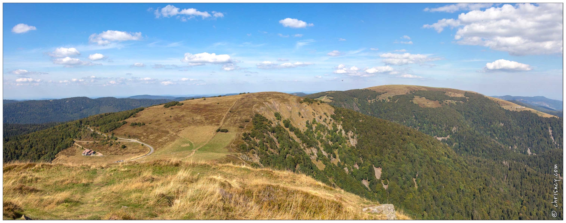 20180917-018_2793-Chemin_des_cretes_Au_Rothenbach_vue_Rainkopf_Kastelberg_pano.jpg