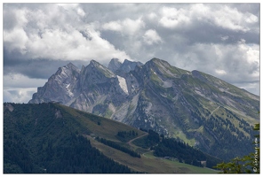 20190815-11 7818-La Clusaz A la Tete du Danay Vue Aravis Merdassier Etale