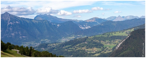 20190816-65 7977-Romme Vue vers la Suisse Pano