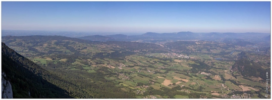 20190826-10 8689-Molard Noir Vue vers Belley et le Rhone Pano1