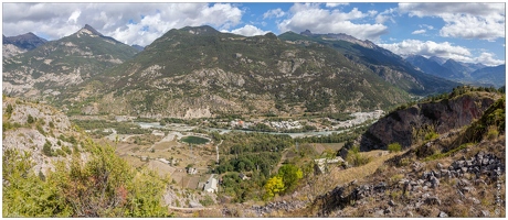 20190925-03 9636-Au goufre de Gourfouran vue vallee de la Durance Pano