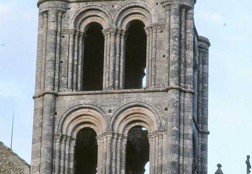 19820930-278d-Vezelay