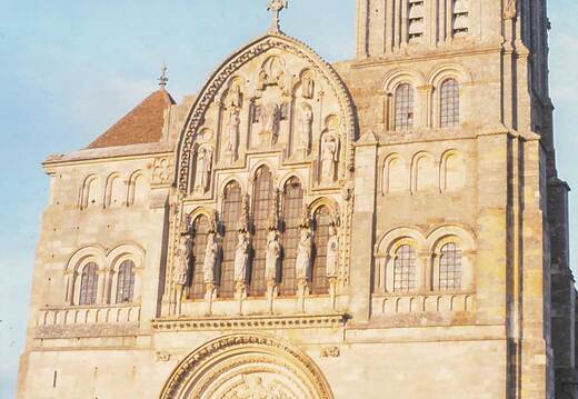 19820930-281d-Vezelay