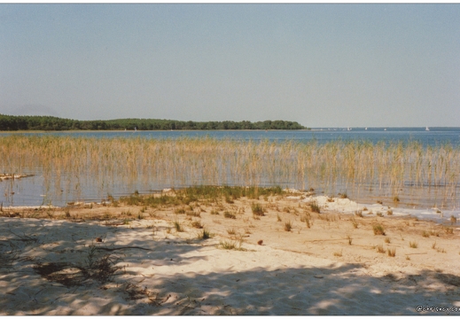 19870800-220p-Lac d Hourtin