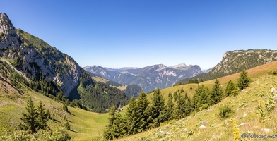 20220711-3336-Chemin col de Cenise Vue vers les bornes Pano