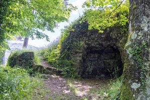 20240610-45 2812-Vic sur Cere Castel Viel HDR