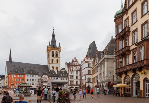 20240721-021 3421-Treves Place du marche