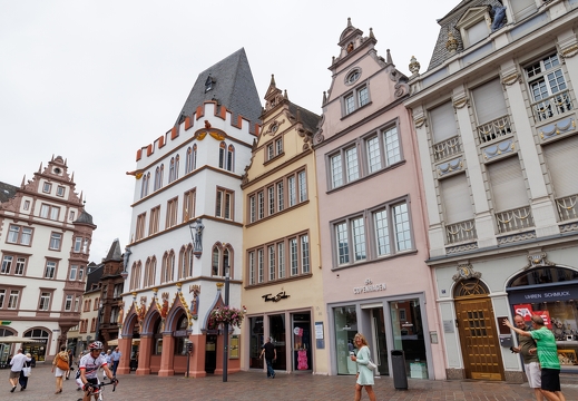 20240721-027 3425-Treves Place du marche