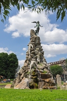 20250516-07 9728-Turin Place statuto Monument Frejus