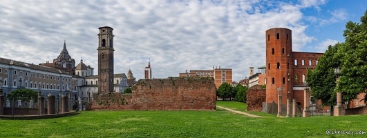 20250517-09 9828-Turin Porte Palatine Pano