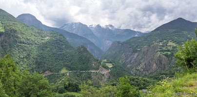20250607-06 0121-Route d Auris Vues Vers Bourg d Oisans Pano