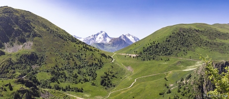 20250611-08 0553-Montee col de Sarenne Pano